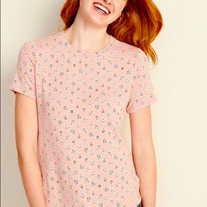 Old navy luxe T-shirt (pink pattern)